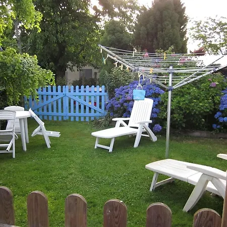 Les Lutins Bleus Дом отдыха Guillac (Morbihan)